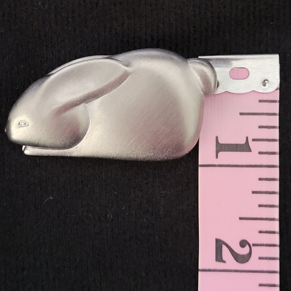 Estate Vintage LC Signed Brooches/Pins - Picture 7 of 8